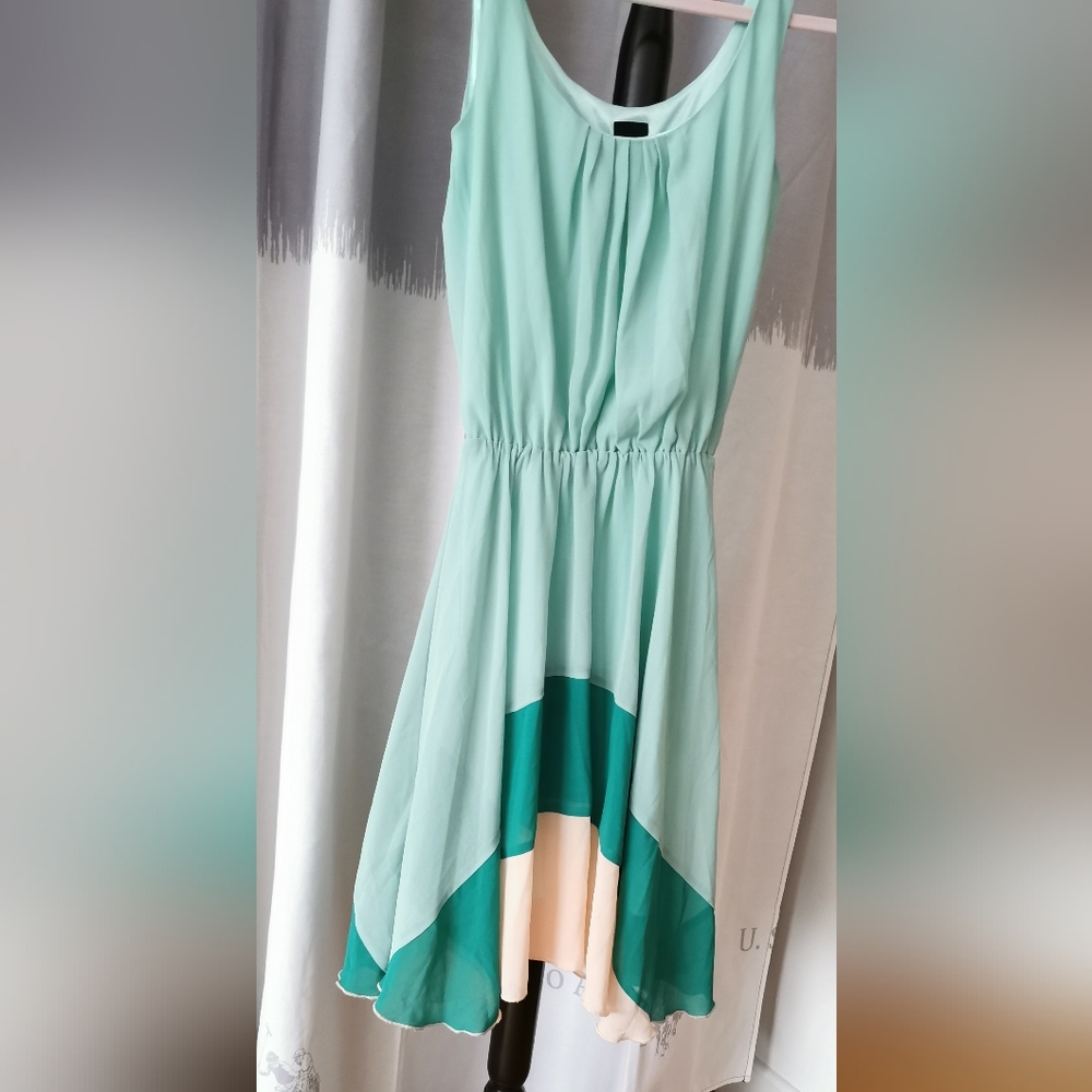 2 for 30$..Twik Summer dress. XS - Picture 1 of 4